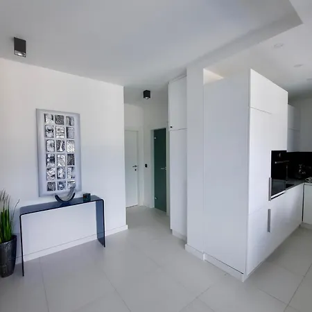 Apartament Pool And Sea Luxury *